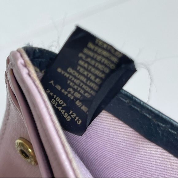 Fossil Dark Blue and Link  Leather Zip Wallet - Picture 9 of 9